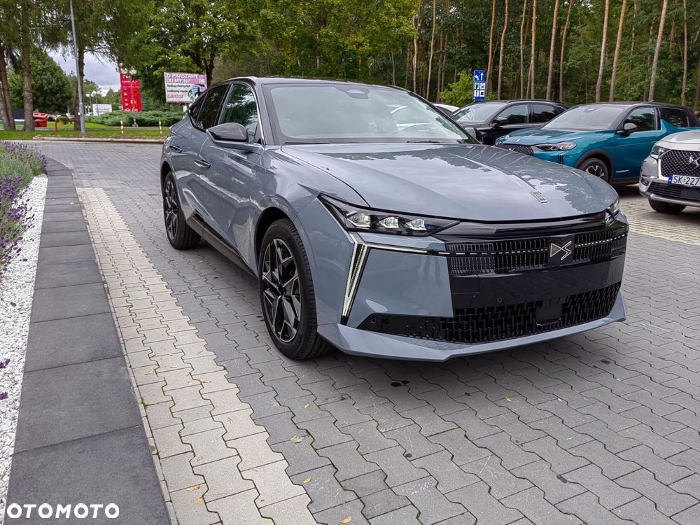 DS Automobiles DS 4 1.2 mHEV Étoile Alcantara eDCS6 - 11