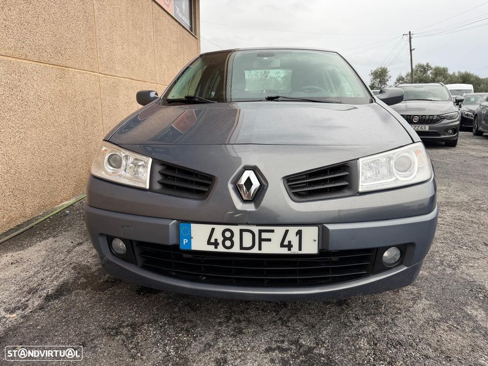Renault Mégane 1.5 dCi Confort - 3