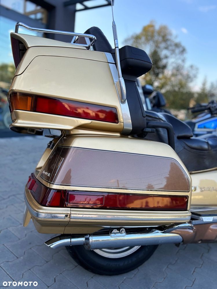 Honda GL - 24