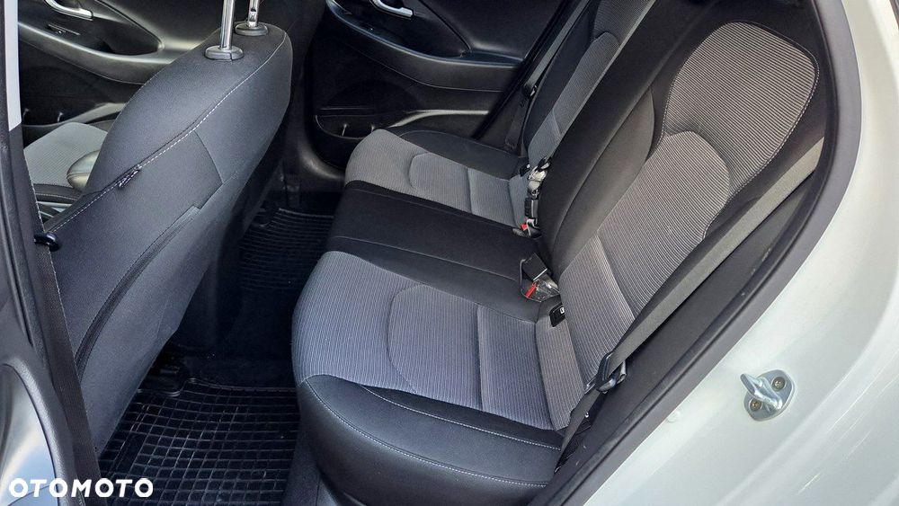 Hyundai i30 1.4 Classic + - 15