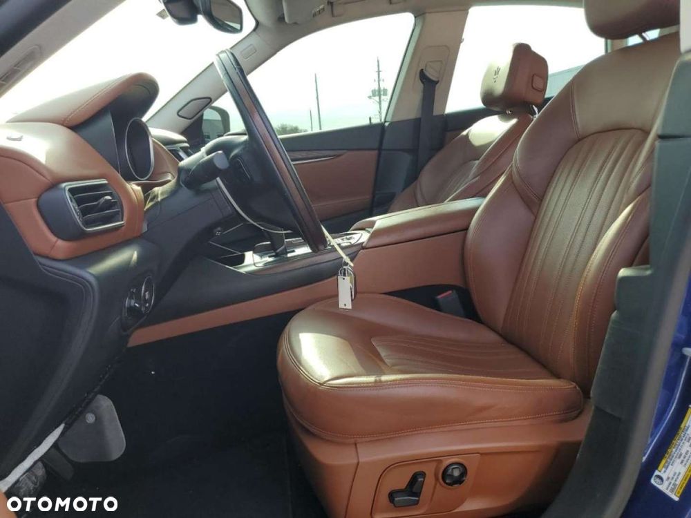 Maserati Levante - 7
