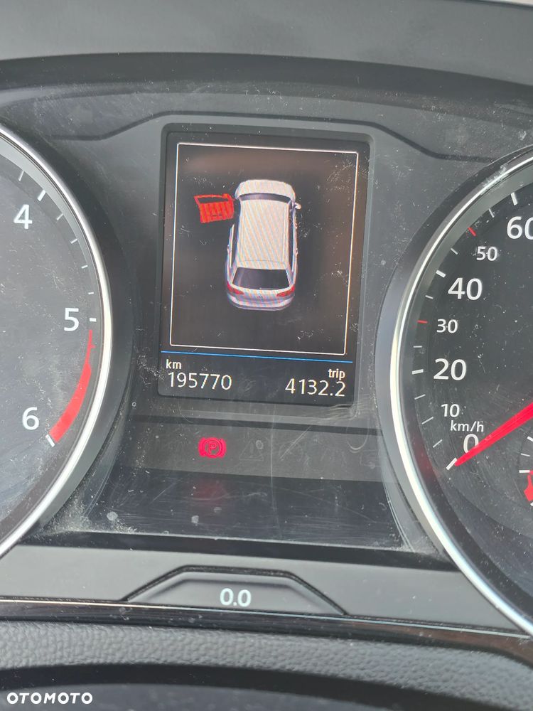 Volkswagen Passat Alltrack 2.0 TDI SCR 4Motion DSG - 16