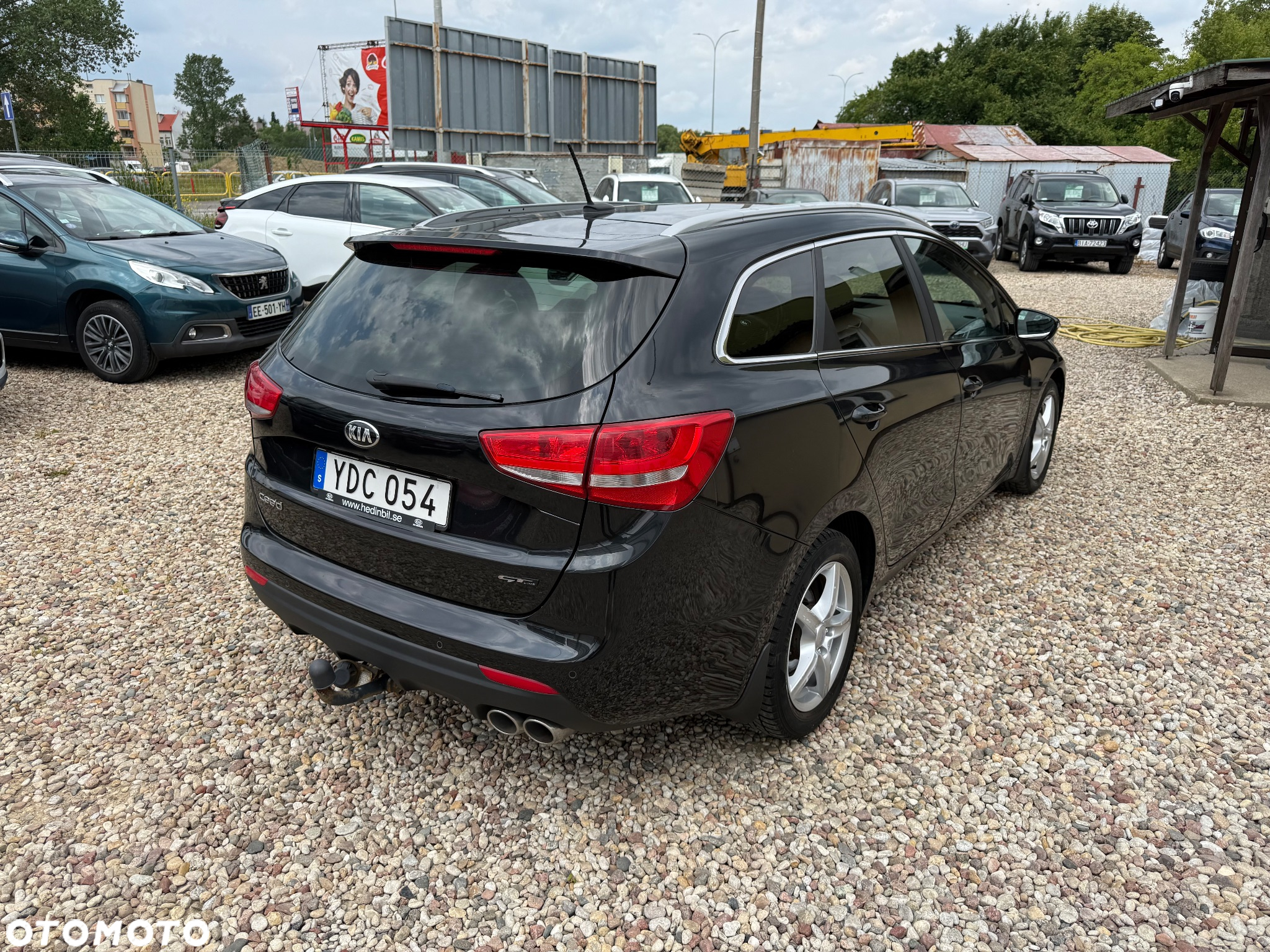 Kia Ceed - 11
