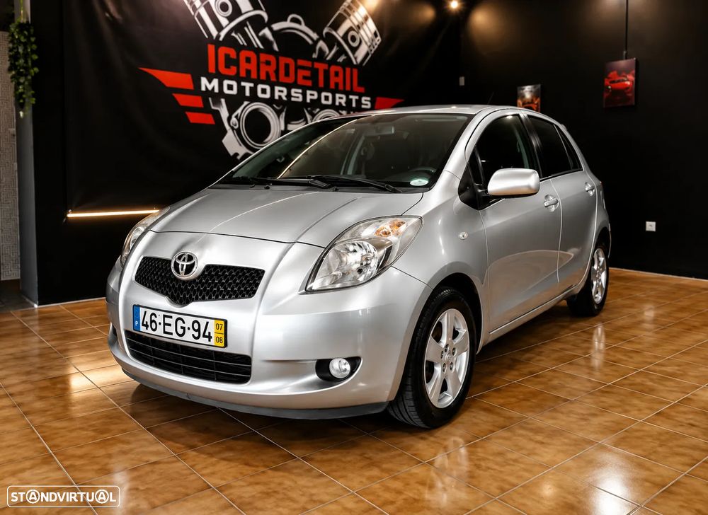 Toyota Yaris 1.0 VVT-i AC - 12