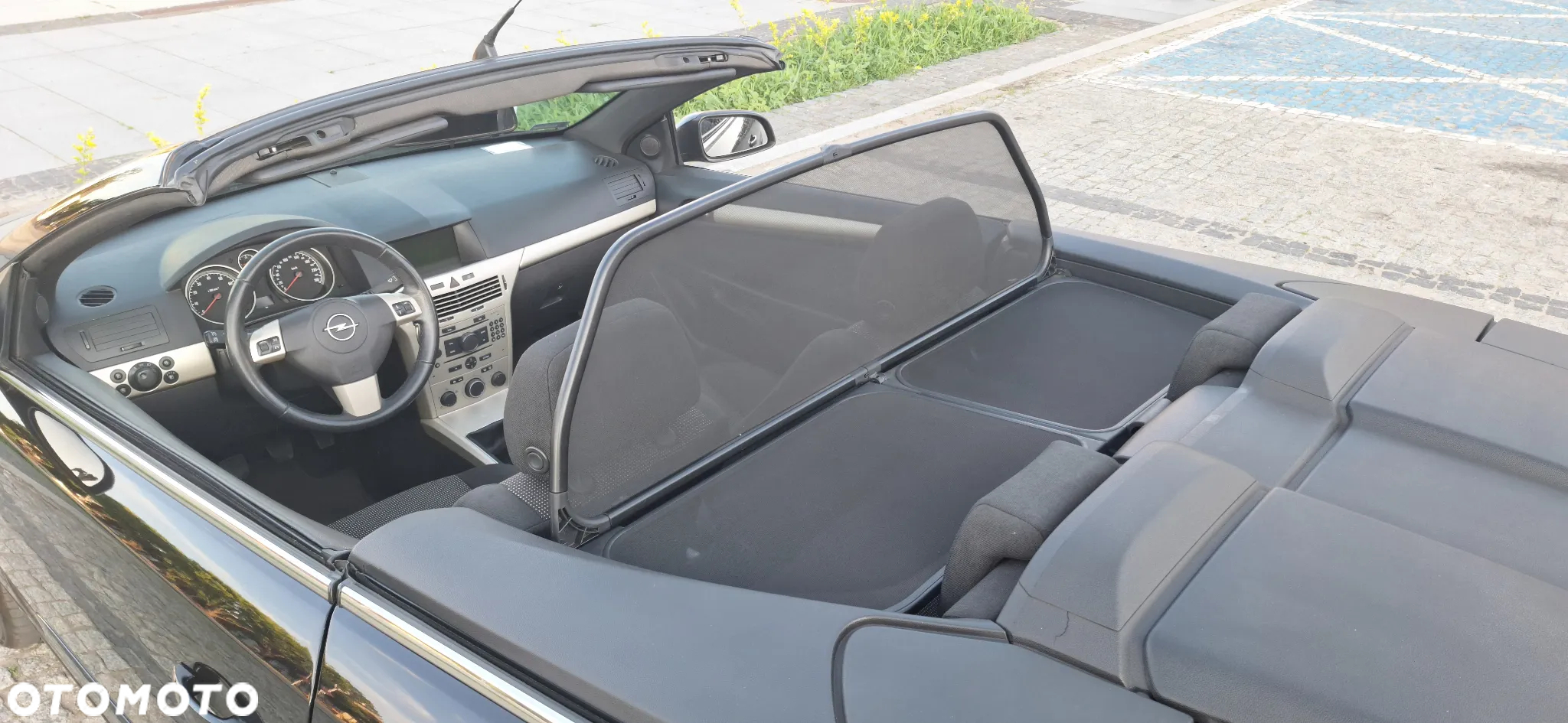Opel Astra TwinTop 1.8 Enjoy - 26