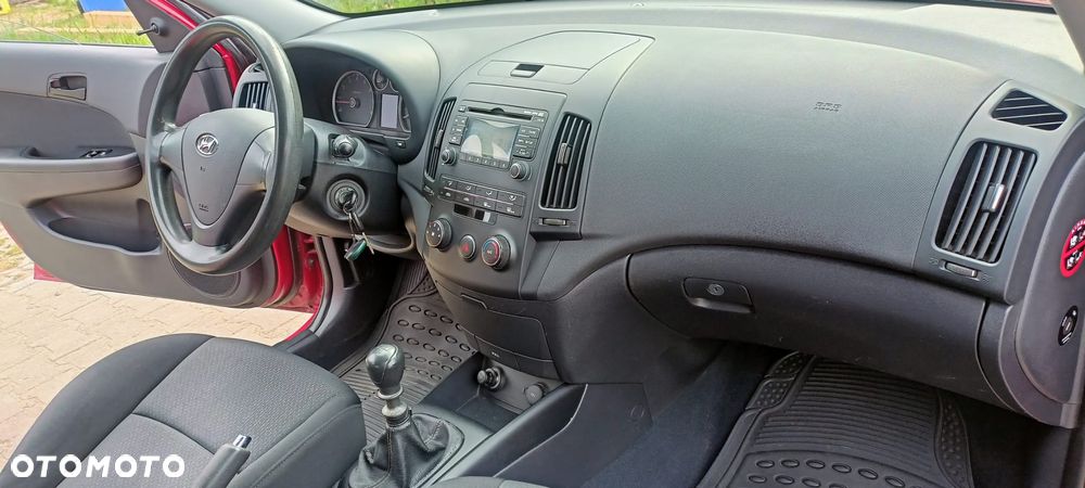 Hyundai i30 1.4 Comfort - 20