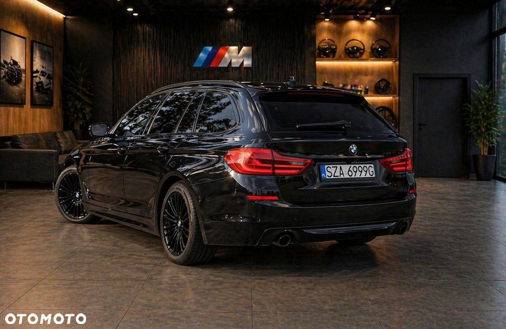BMW Seria 5 525d xDrive Sport-Aut Luxury Line - 8