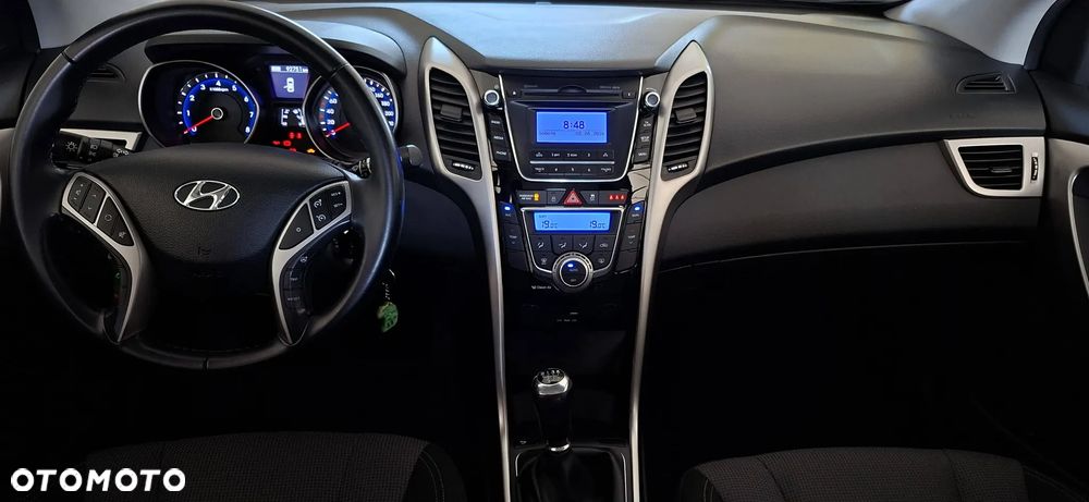 Hyundai i30 1.6 GDI BlueDrive Comfort - 4