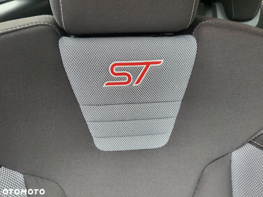 Ford Focus 2.0 TDCi ST-2 - 25