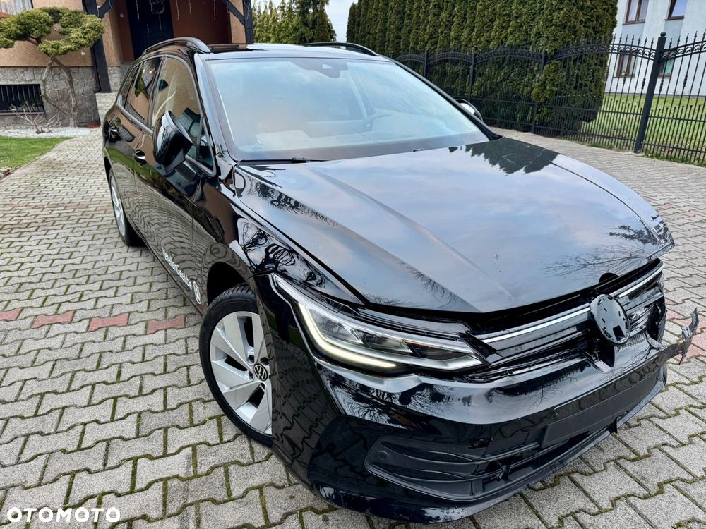 Volkswagen Golf Variant 1.5 eTSI OPF DSG Life - 4