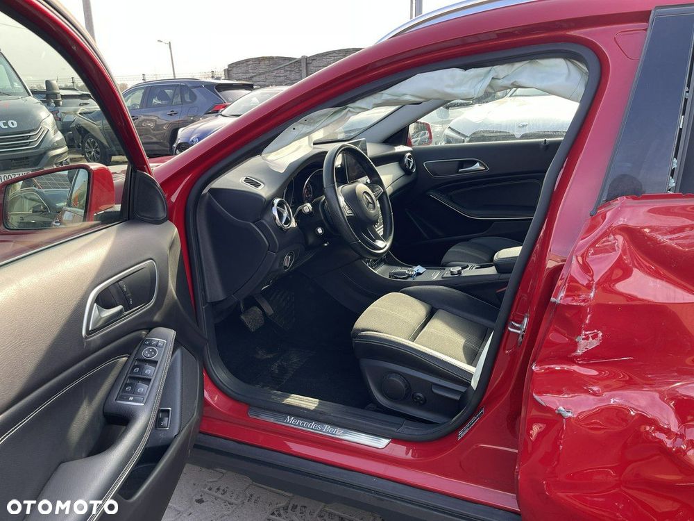 Mercedes-Benz GLA 200 (CDI) d 4Matic 7G-DCT Style - 7