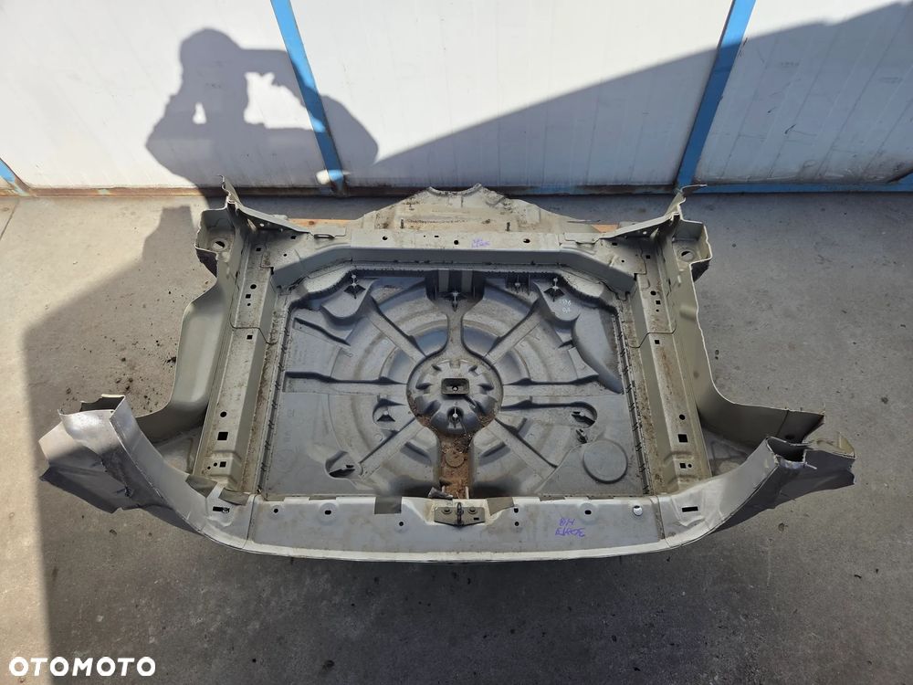 Pas tylny wanna podłoga Peugeot 308 T9 HB - 2
