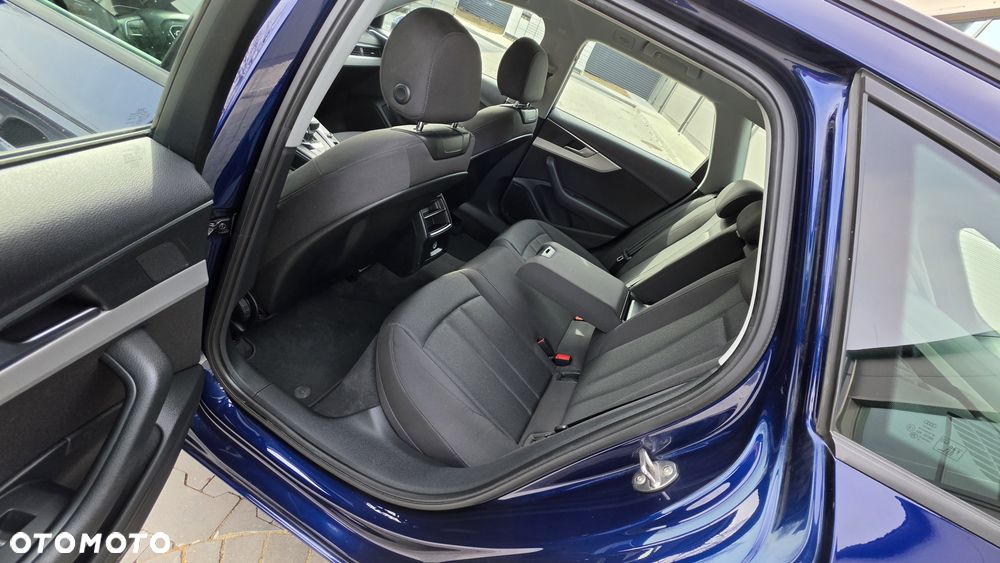 Audi A4 Avant 2.0 TDI ultra S tronic sport - 7