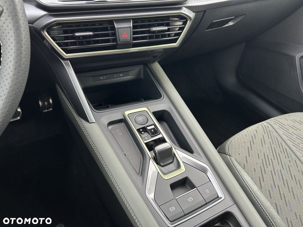 Cupra Formentor 2.0 TSI 4Drive Tribe Edition VZ DSG - 27