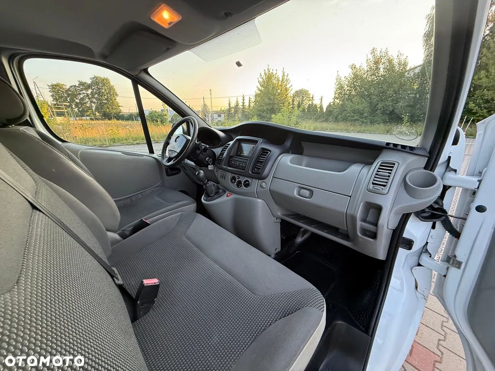 Opel VIVARO - 19