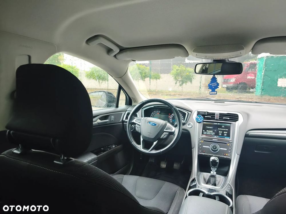 Ford Mondeo 2.0 TDCi STart-Stopp Titanium - 14