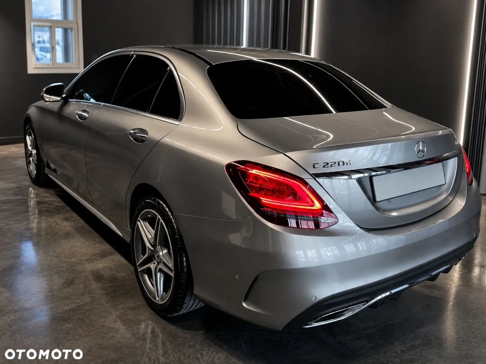 Mercedes-Benz Klasa C 220 d 9G-TRONIC AMG Line - 3