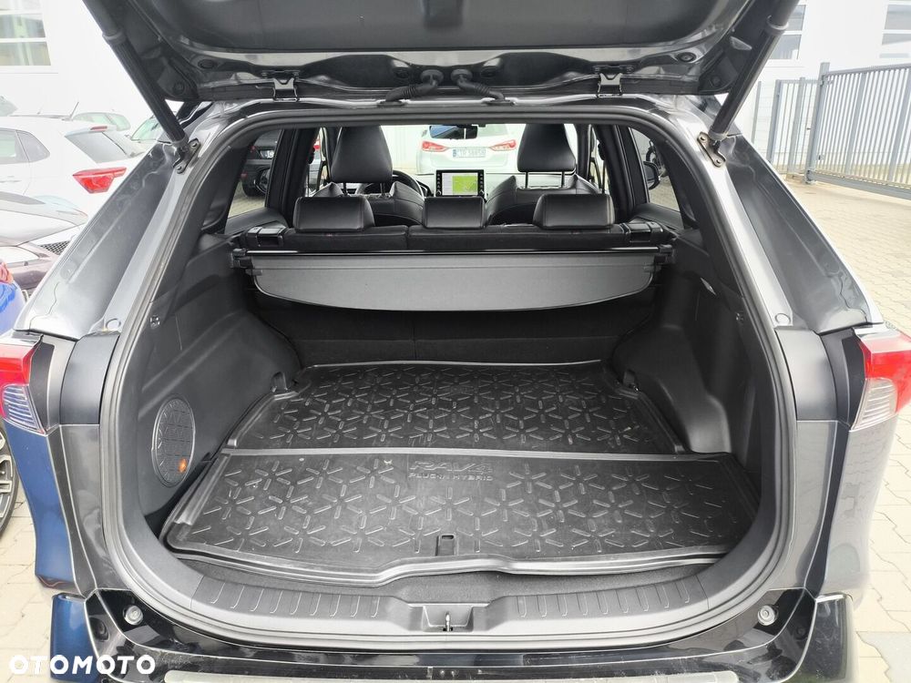 Toyota RAV4 - 13