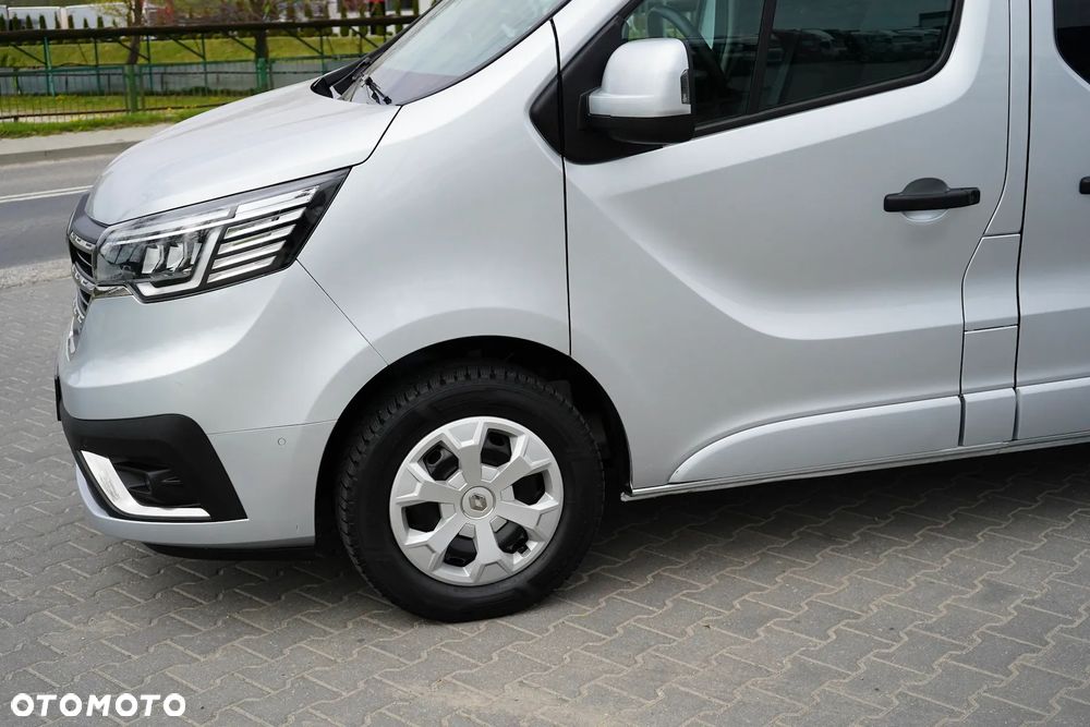 Renault Trafic 2.0 dCi - 18