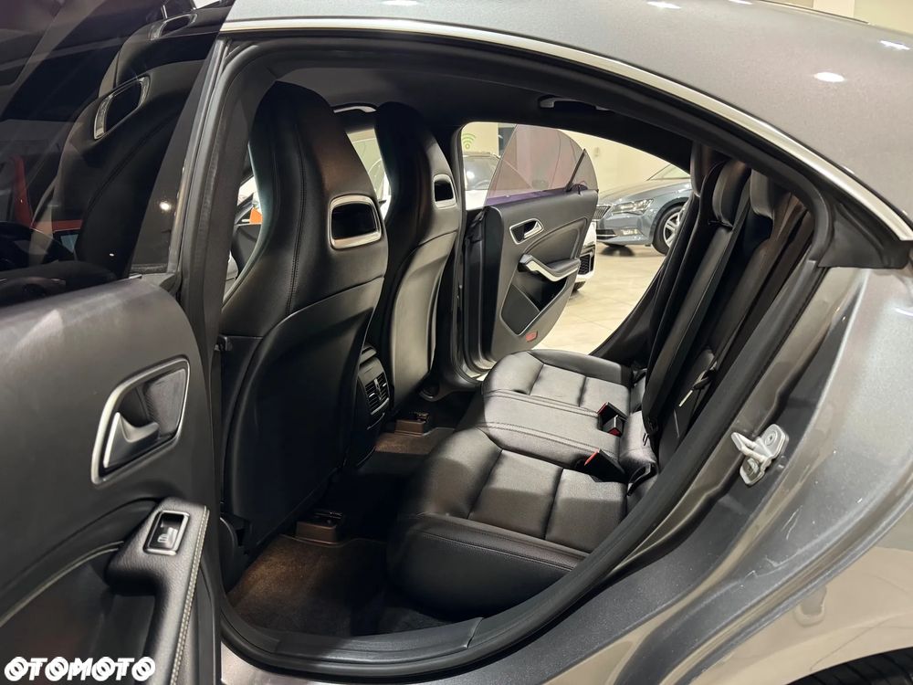 Mercedes-Benz CLA - 29