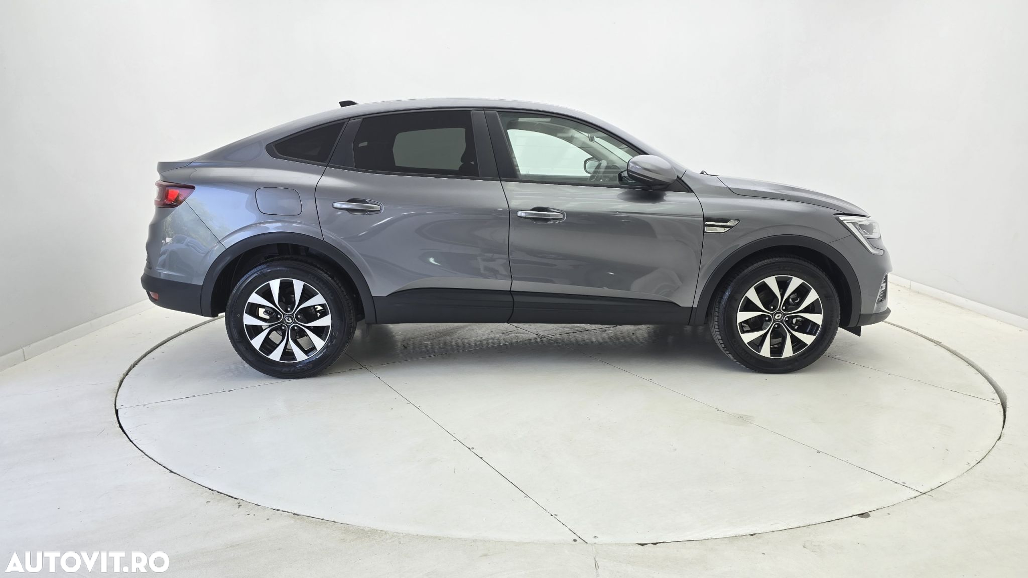 Renault Arkana E-TECH 145 Evolution - 5