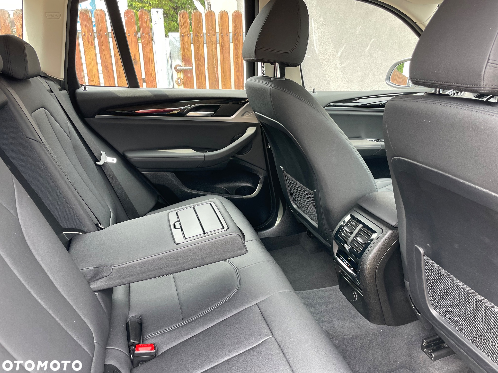 BMW X3 xDrive20d Advantage - 21