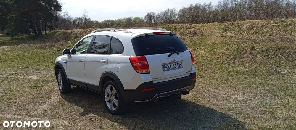 Chevrolet Captiva 2.2 D LTZ - 19