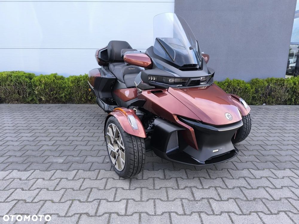 Can-Am Spyder - 6