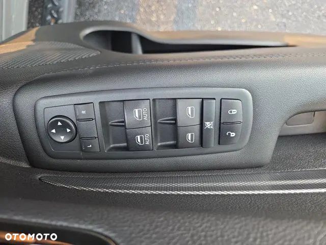 Dodge Durango - 13