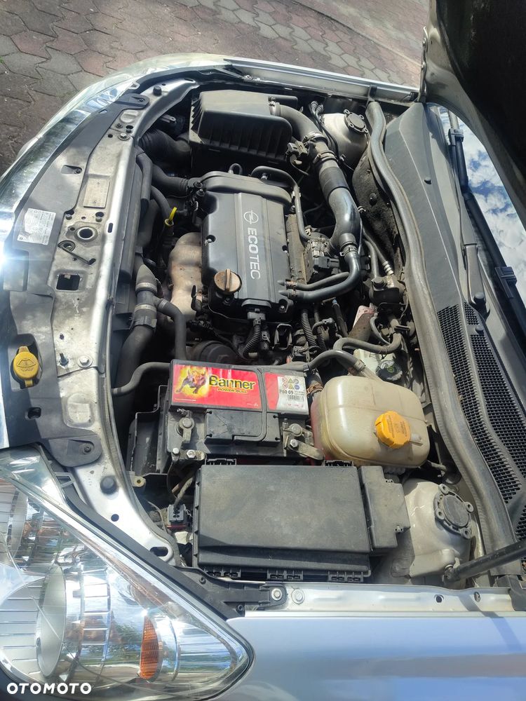 Opel Astra 1.4 111 - 1