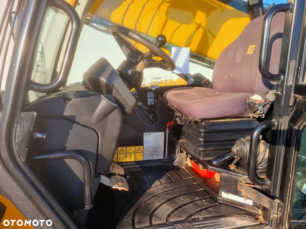 JCB 540-140 jak Manitou MT 1440 R287 - 12