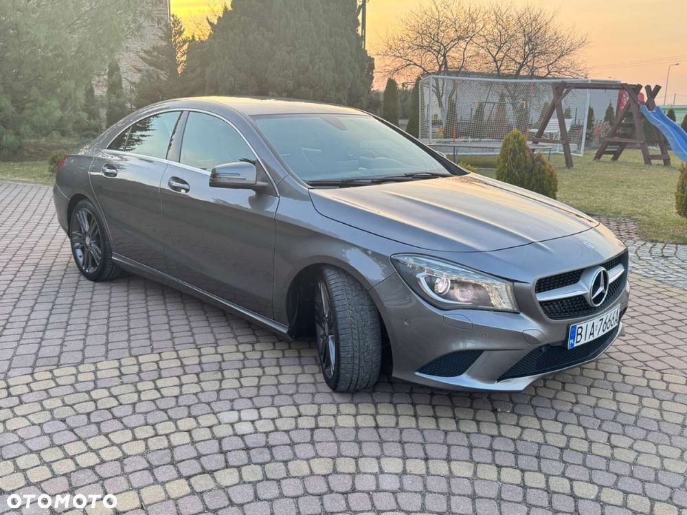 Mercedes-Benz CLA - 12
