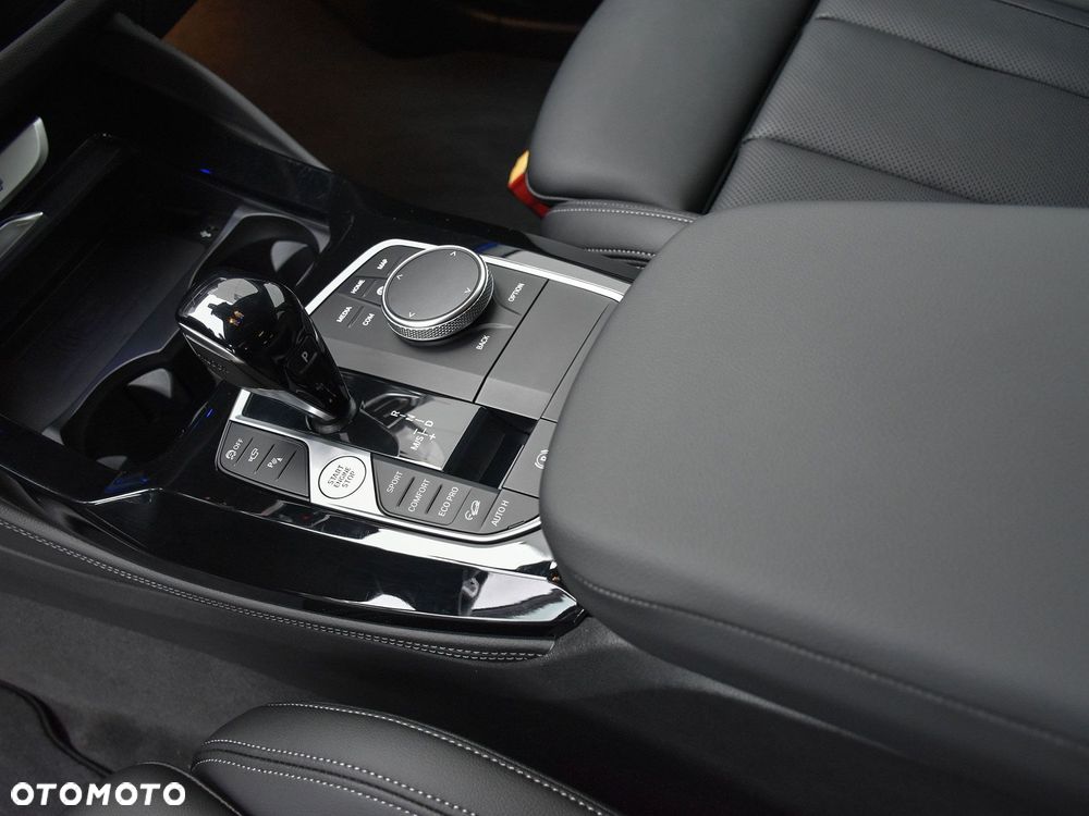 BMW X4 - 8