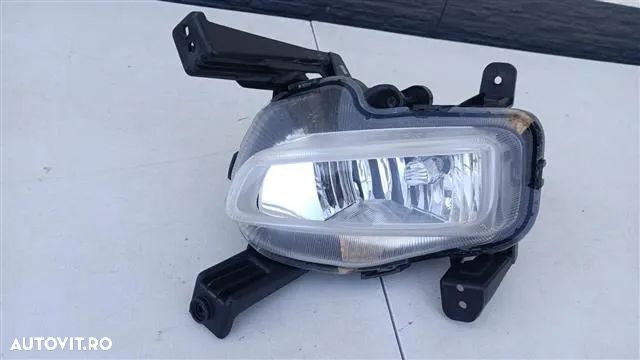 Proiector dreapta Kia Ceed an 2018 2019 2020 2021 cod 82202J7000 , 82202-J7000 - 1