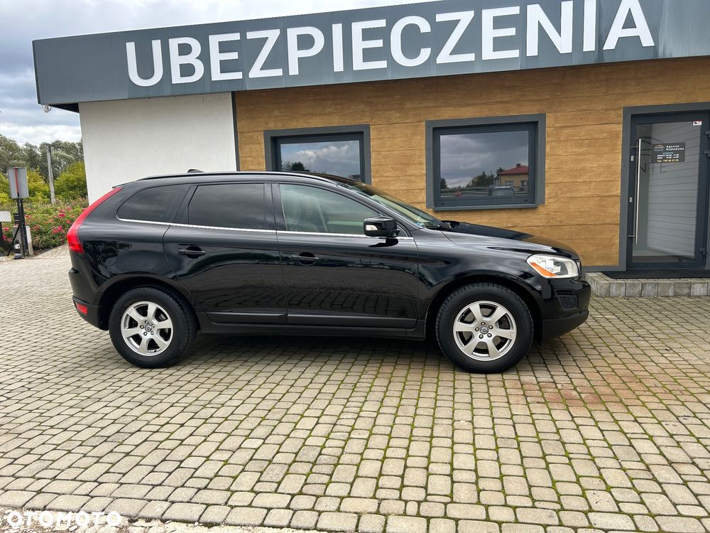 Volvo XC 60 D3 Momentum - 5