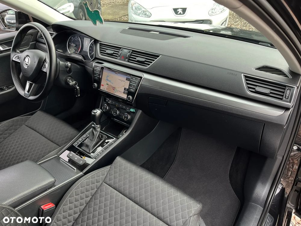 Skoda Superb - 37