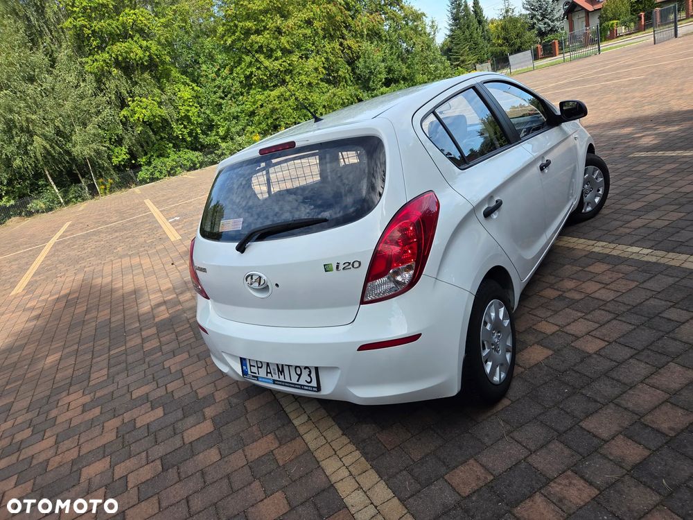 Hyundai i20 - 23