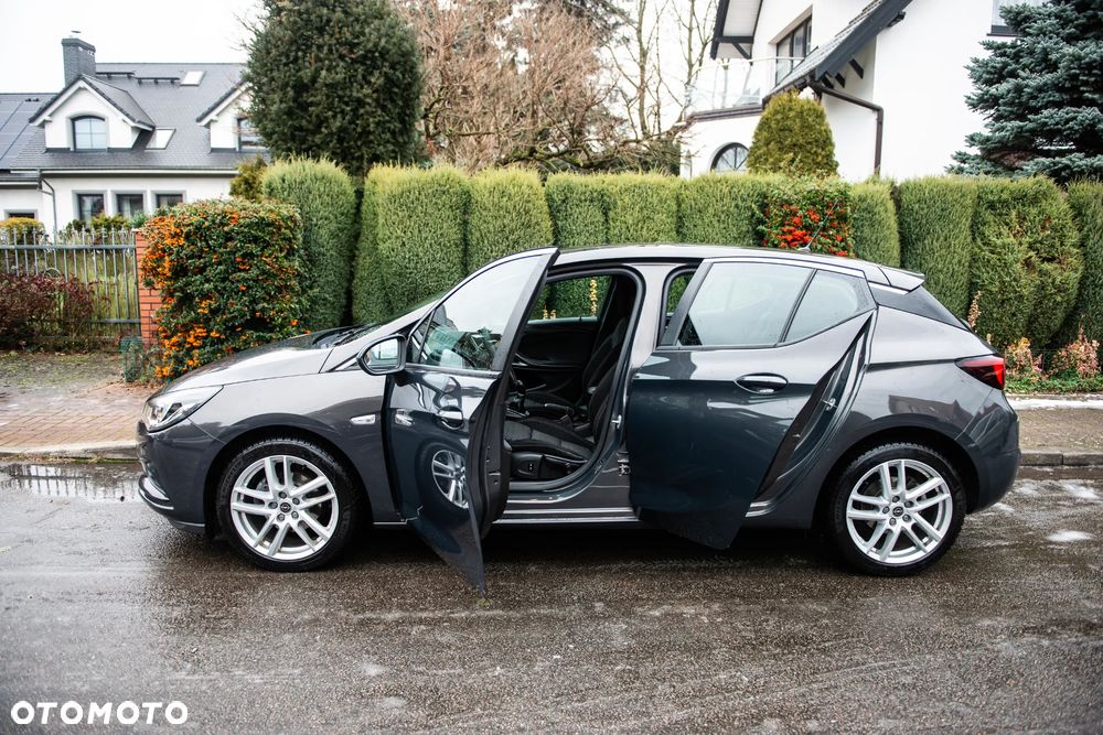 Opel Astra 1.4 Turbo Edition - 9