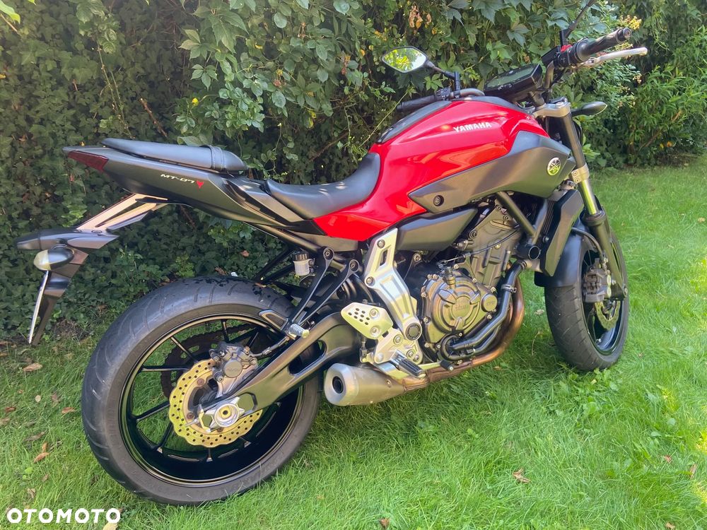 Yamaha MT - 3