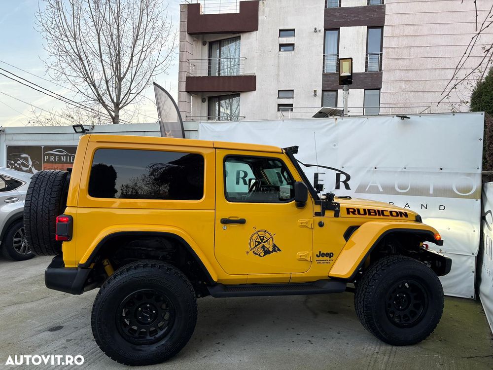 Jeep Wrangler - 11