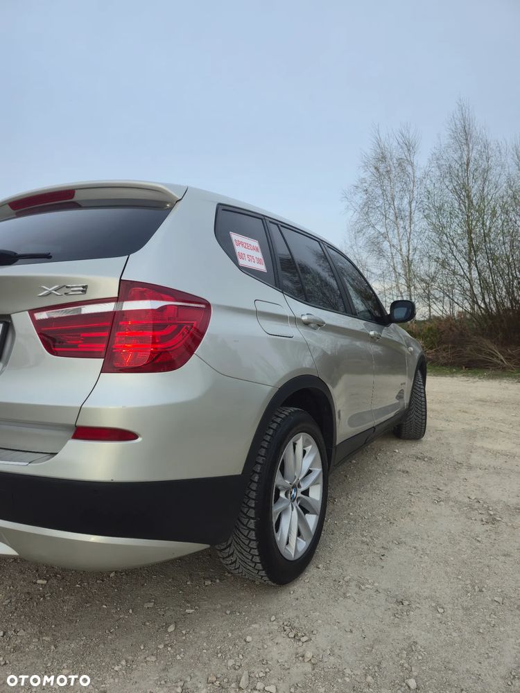 BMW X3 xDrive28i Sport-Aut Advantage - 29