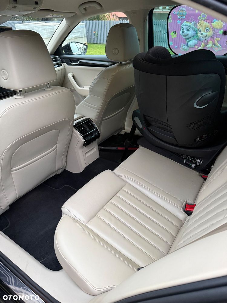Skoda Superb 2.0 TDI L&K DSG - 7