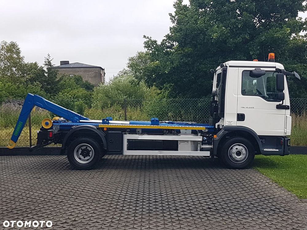 MAN TGL 12.220 HAKOWIEC SKIBICKI 4x2 KLIMA HAKOWIEC DO KONTENERÓW MANUAL 12T POD KONTENERY - 15