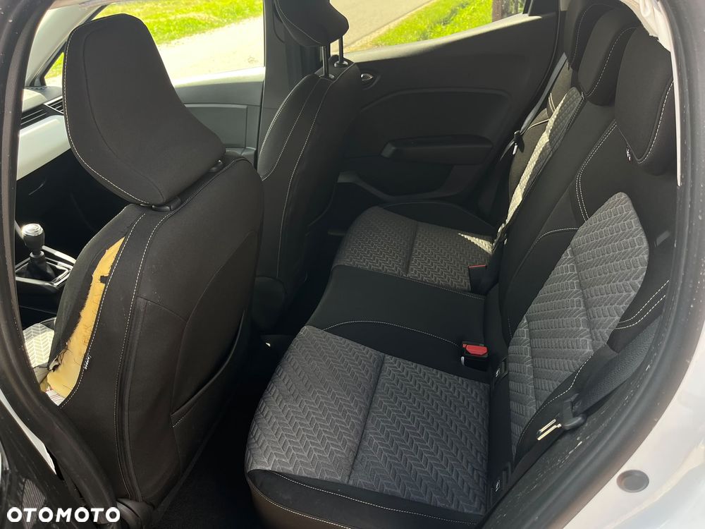 Renault Clio TCe 90 EXPERIENCE - 15