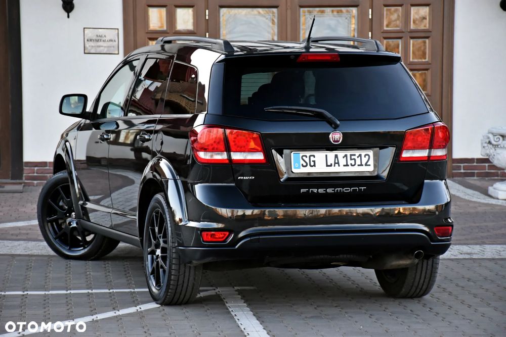 Fiat Freemont 2.0 Multijet 16V DPF Automatik Allrad Black Code - 13