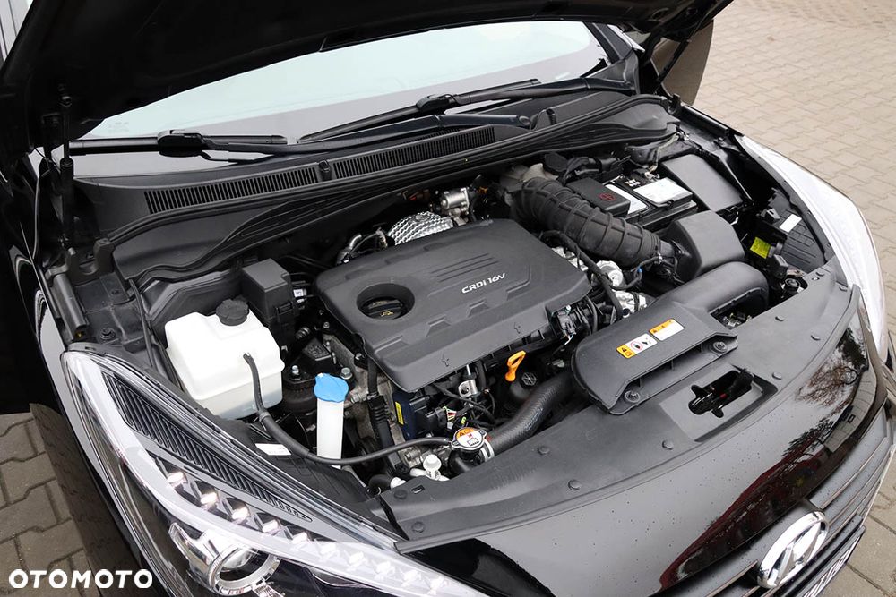 Hyundai i40 1.7 CRDi Business DCT - 40