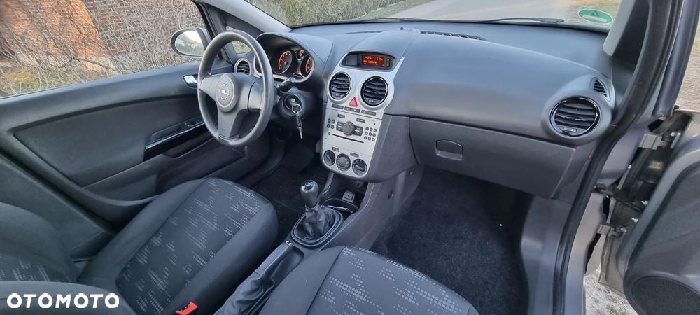 Opel Corsa - 7