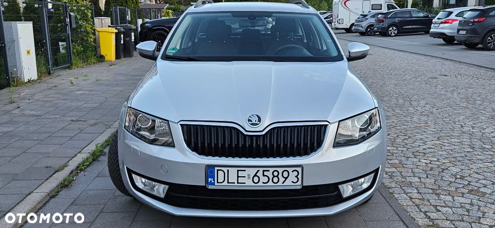 Skoda Octavia 1.6 TDI Edition - 4