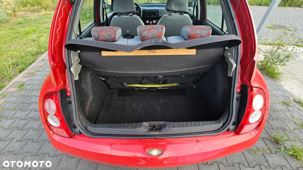 Nissan Micra - 4