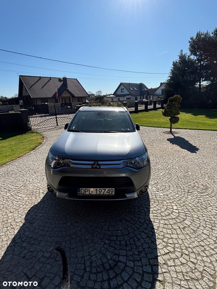 Mitsubishi Outlander 2.2 DID Instyle Navi - 8